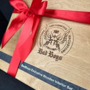 Bad Boys LIMITED EDITION Exclusive Wooden Set za interijer